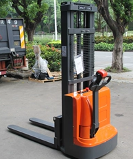 如何計(jì)算電動(dòng)托盤(pán)搬運(yùn)車(chē)的爬坡能力